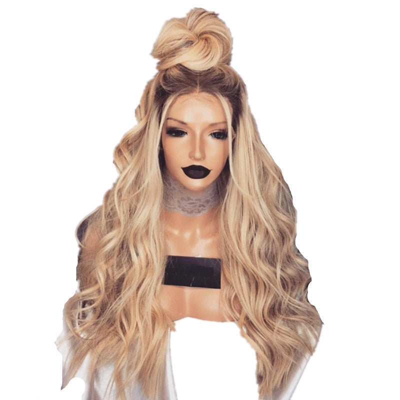 Blond Long beach curl